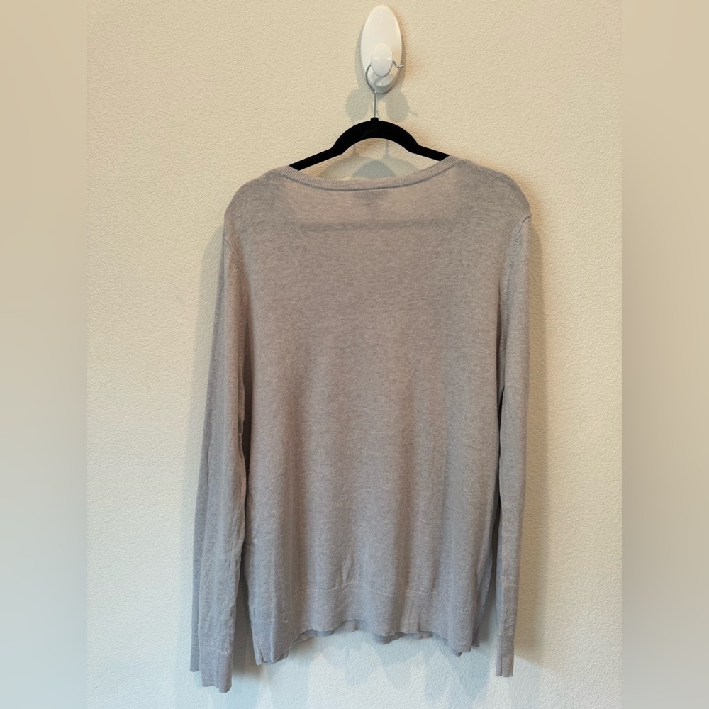 LOFT Light Gray Sweater with Penguin Design - Picture 3 of 3